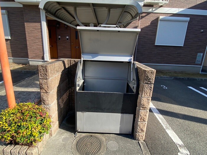 物件外観写真5　(建物設備)