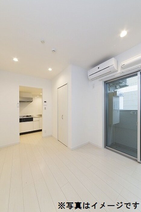 物件内観写真2　(居室)