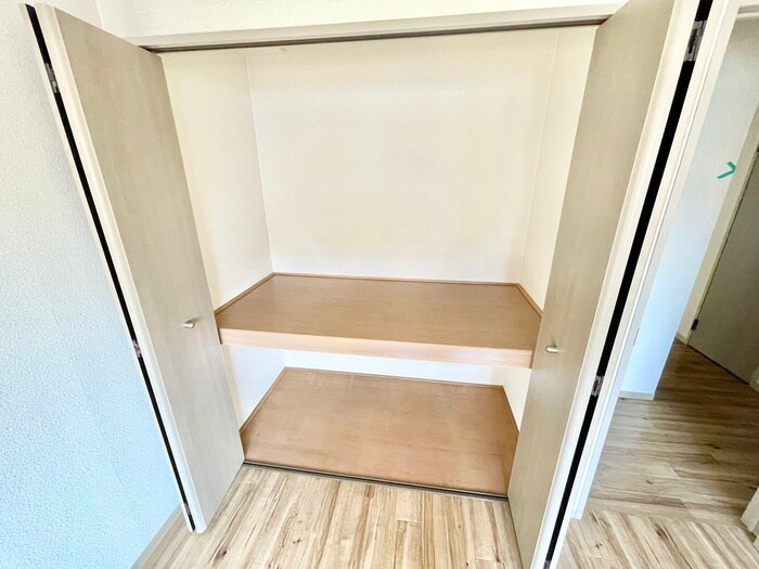 物件内観写真12　(収納)