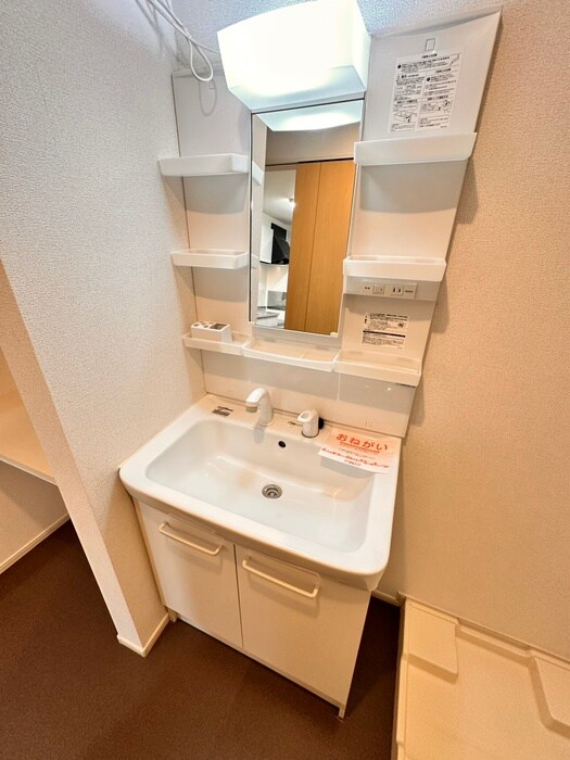 物件内観写真13　(洗面)