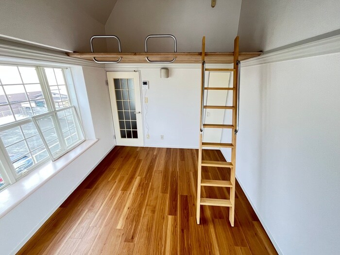 物件内観写真9　(居室)