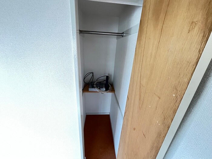 物件内観写真15　(収納)
