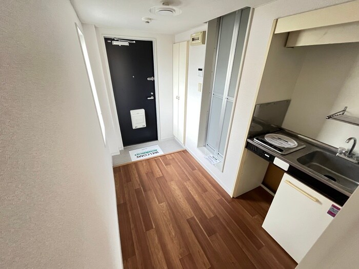 物件内観写真18　(廊下)