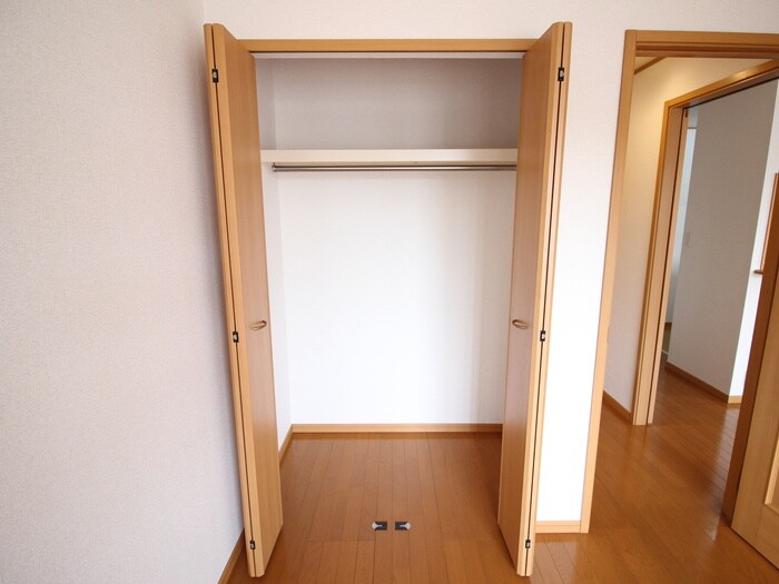 物件内観写真11　(収納)