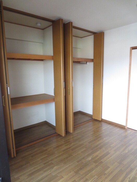 物件内観写真9　(収納)