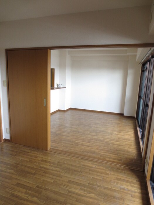 物件内観写真10　(居室)