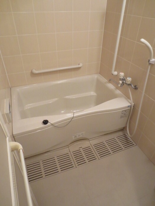 物件内観写真13　(バス／シャワールーム等)