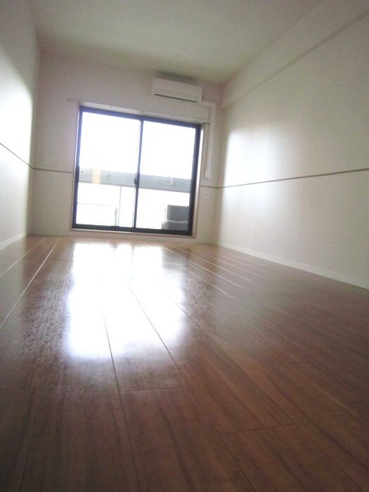 物件内観写真5　(居室)