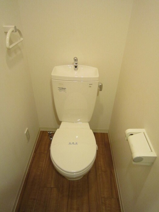 物件内観写真9　(トイレ)