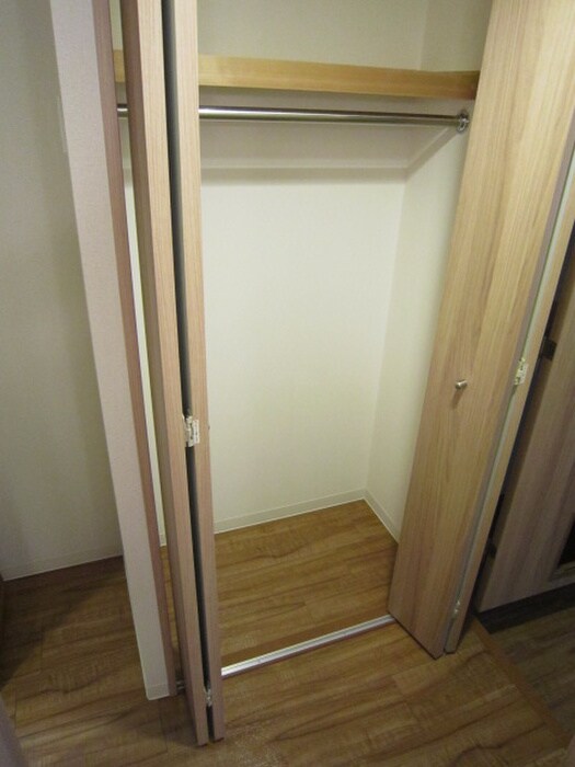 物件内観写真10　(収納)