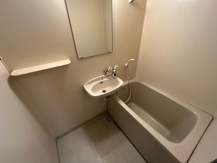 物件内観写真8　(バス／シャワールーム等)