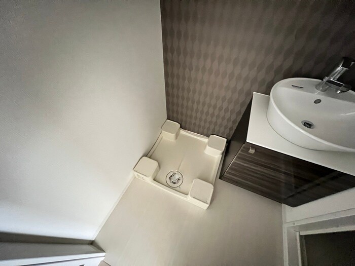 物件内観写真13　(洗濯機置場)