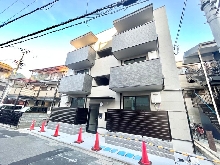 物件外観写真3　(外観写真)