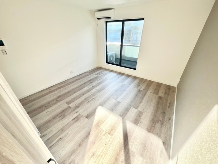 物件内観写真11　(居室)