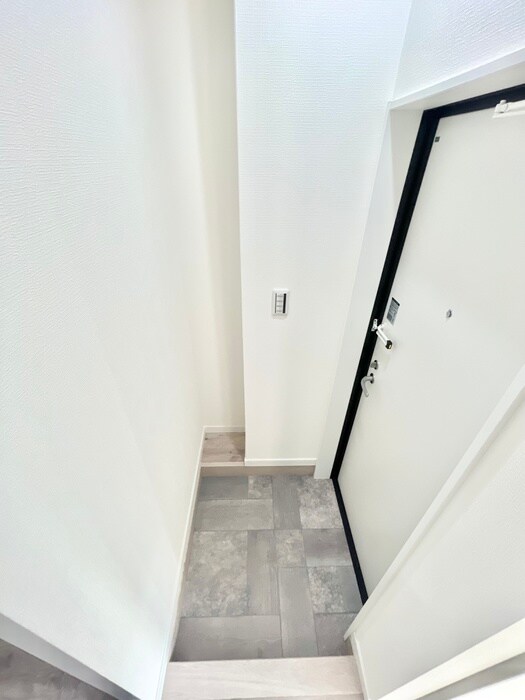 物件内観写真15　(玄関)