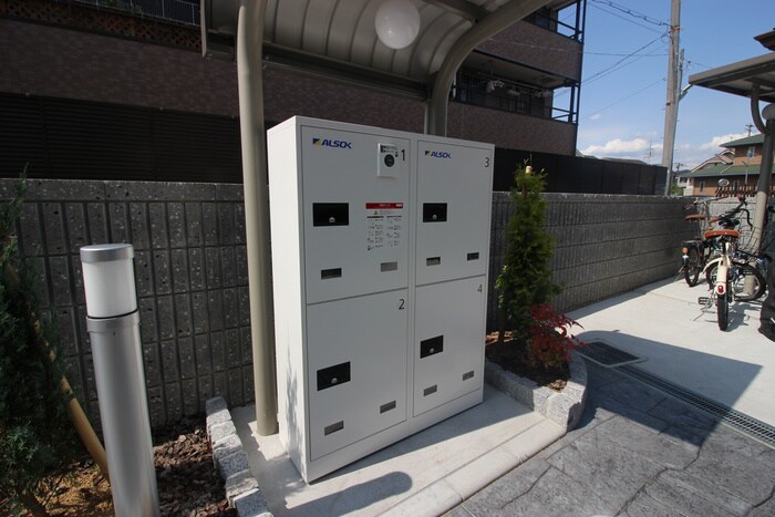 物件外観写真4　(建物設備)