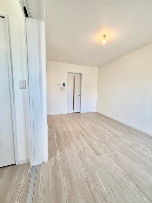 物件内観写真6　(居室)