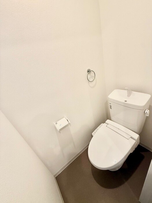 物件内観写真11　(トイレ)