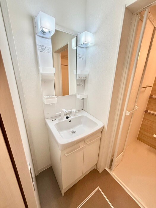 物件内観写真14　(洗面)