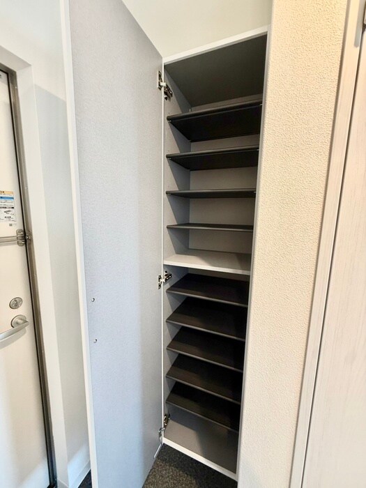 物件内観写真16　(靴箱)