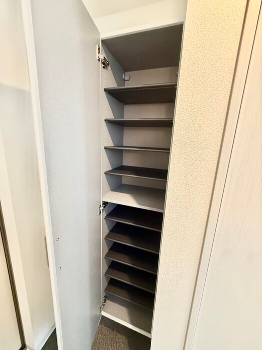 物件内観写真18　(靴箱)