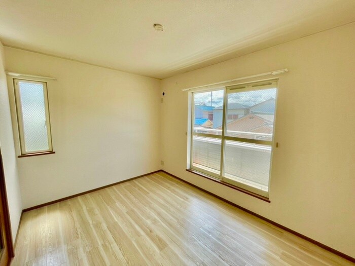 物件内観写真5　(居室)