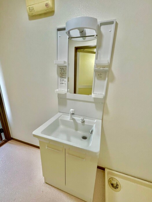 物件内観写真13　(洗面)