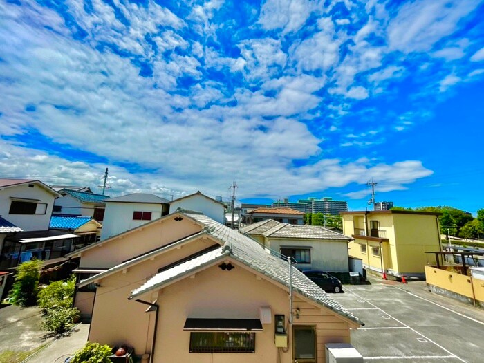 物件内観写真20　(室内からの展望)