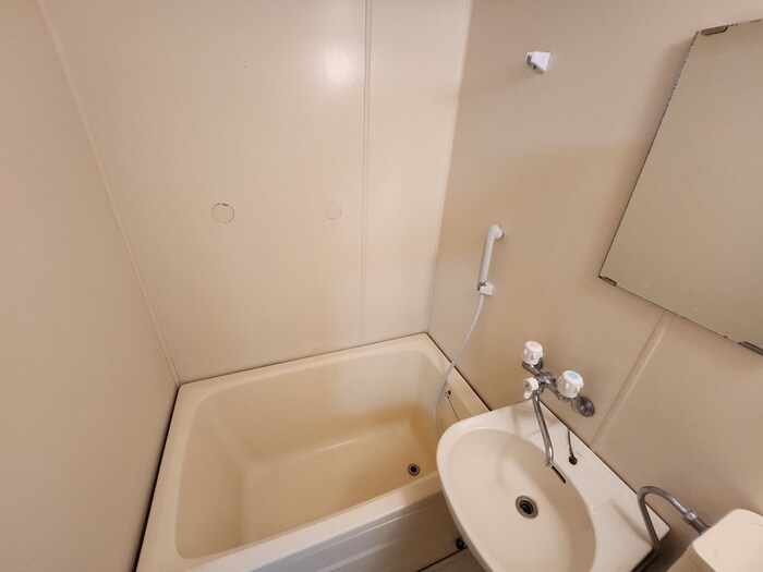 物件内観写真8　(バス／シャワールーム等)
