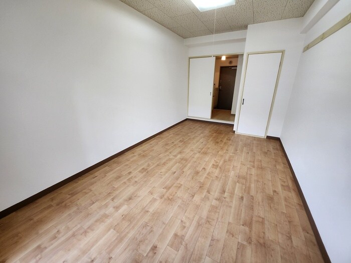 物件内観写真13　(居室)