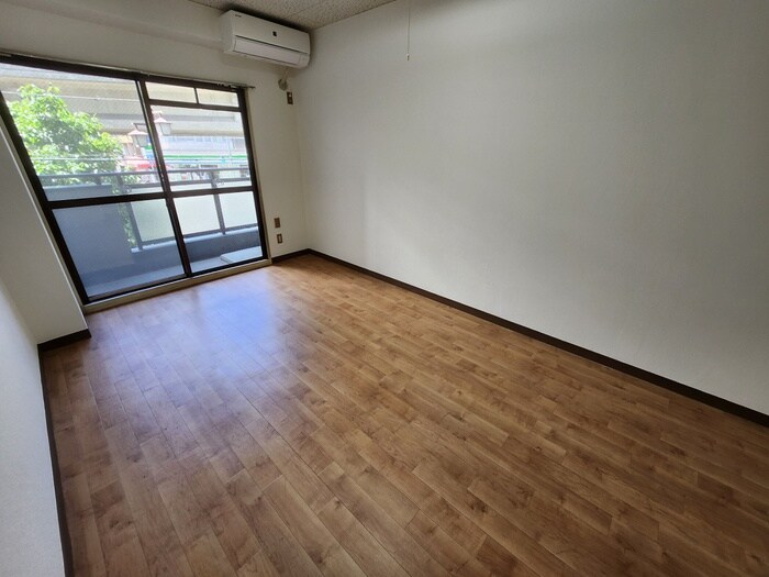 物件内観写真22　(居室)