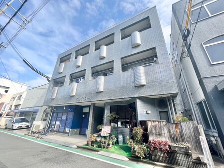 アクアコート外観写真