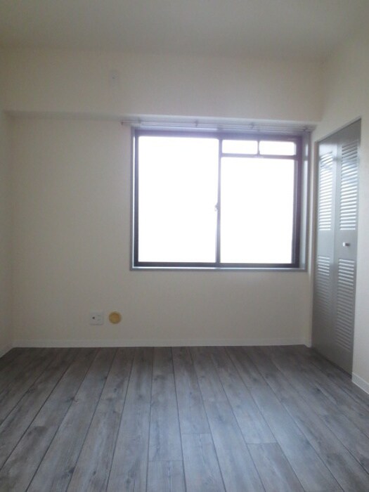 物件内観写真14　(居室)