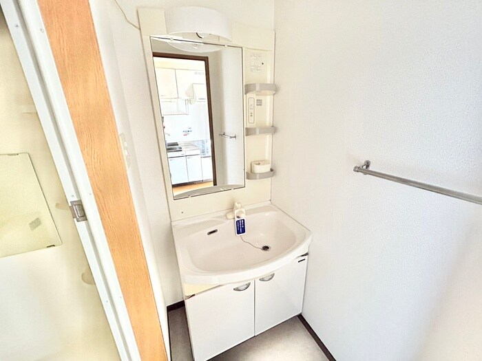 物件内観写真13　(洗面)