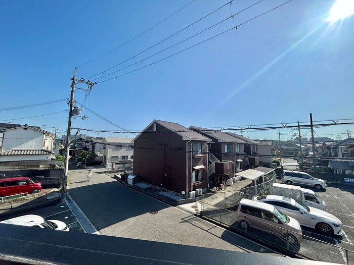 物件内観写真16　(室内からの展望)