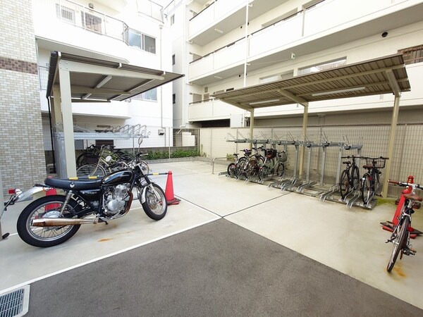 駐輪場