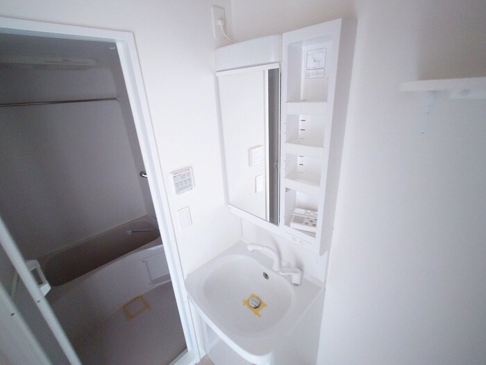 物件内観写真12　(洗面)