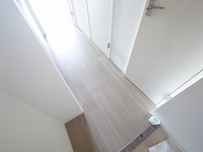 物件内観写真18　(廊下)