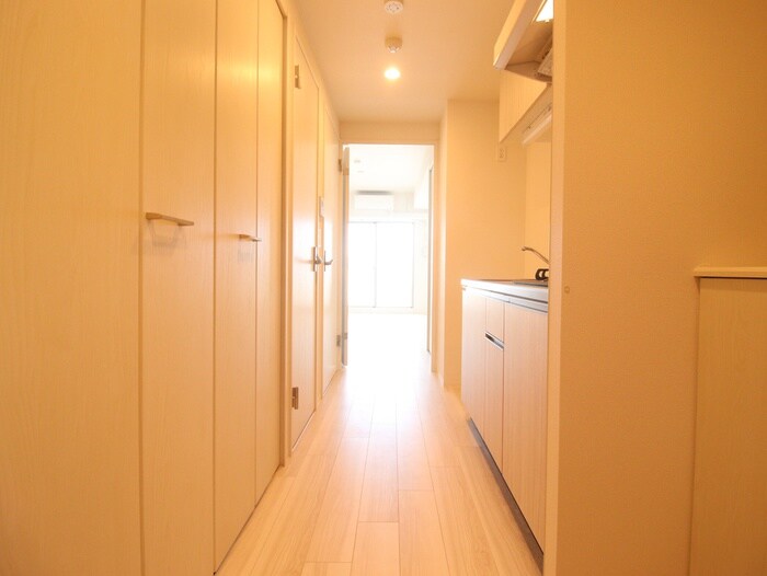 物件内観写真20　(廊下)