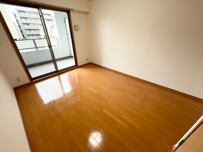 物件内観写真13　(居室)