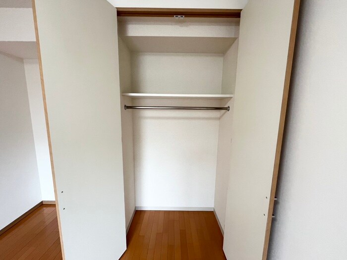 物件内観写真16　(収納)
