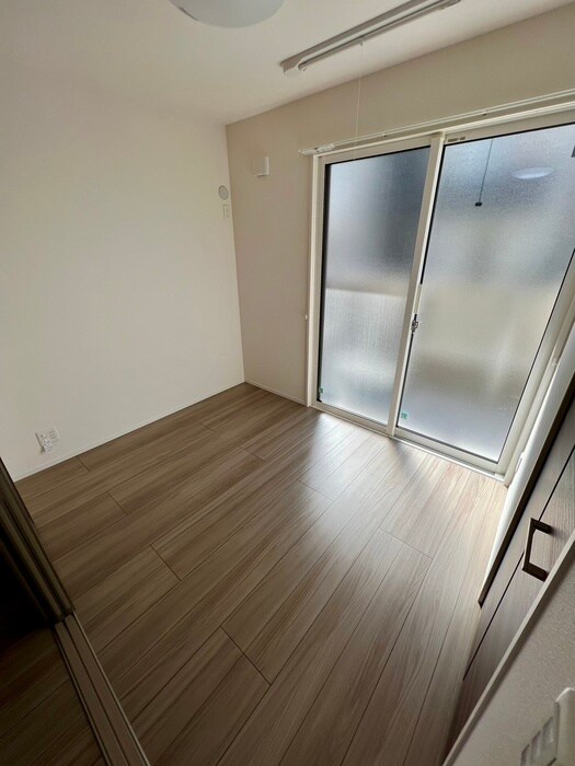 物件内観写真11　(居室)