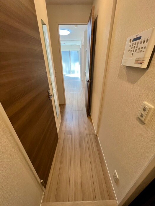 物件内観写真20　(廊下)