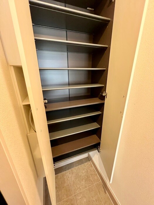 物件内観写真21　(靴箱)