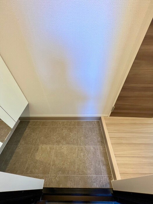 物件内観写真22　(玄関)