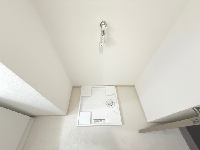 物件内観写真9　(洗濯機置場)