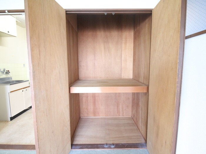 物件内観写真10　(収納)