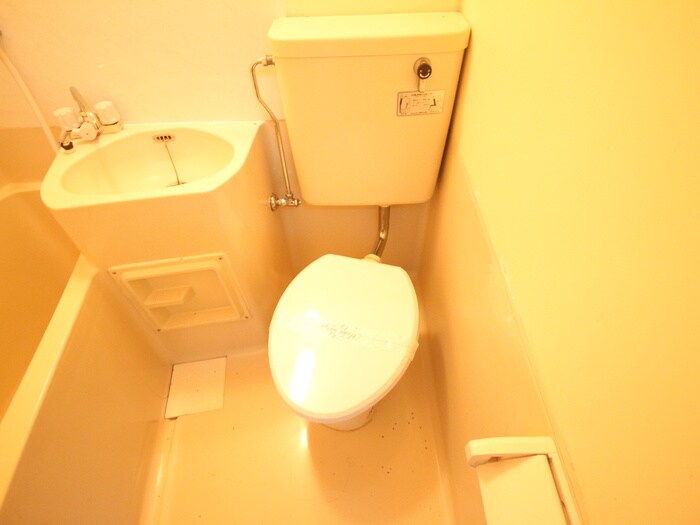 物件内観写真11　(トイレ)