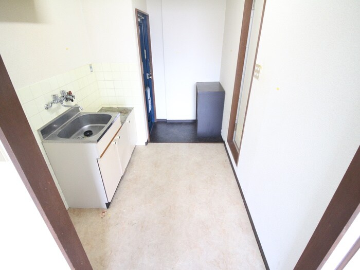 物件内観写真16　(廊下)