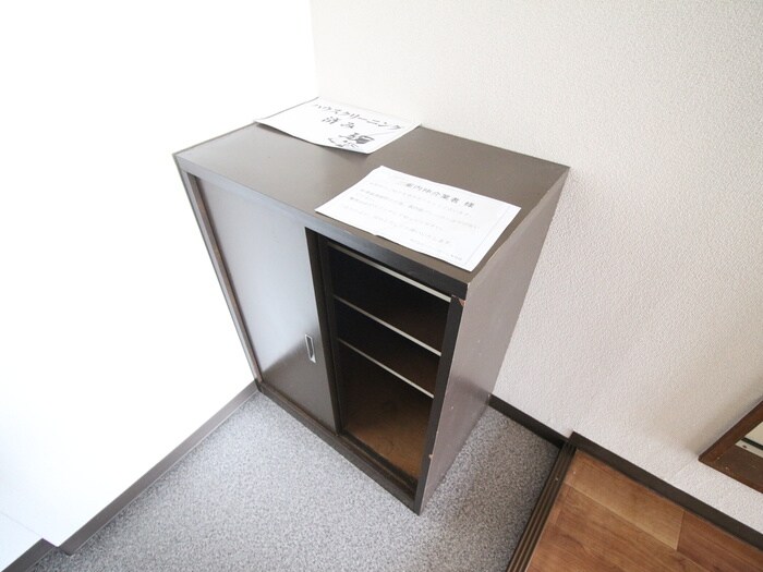 物件内観写真17　(靴箱)
